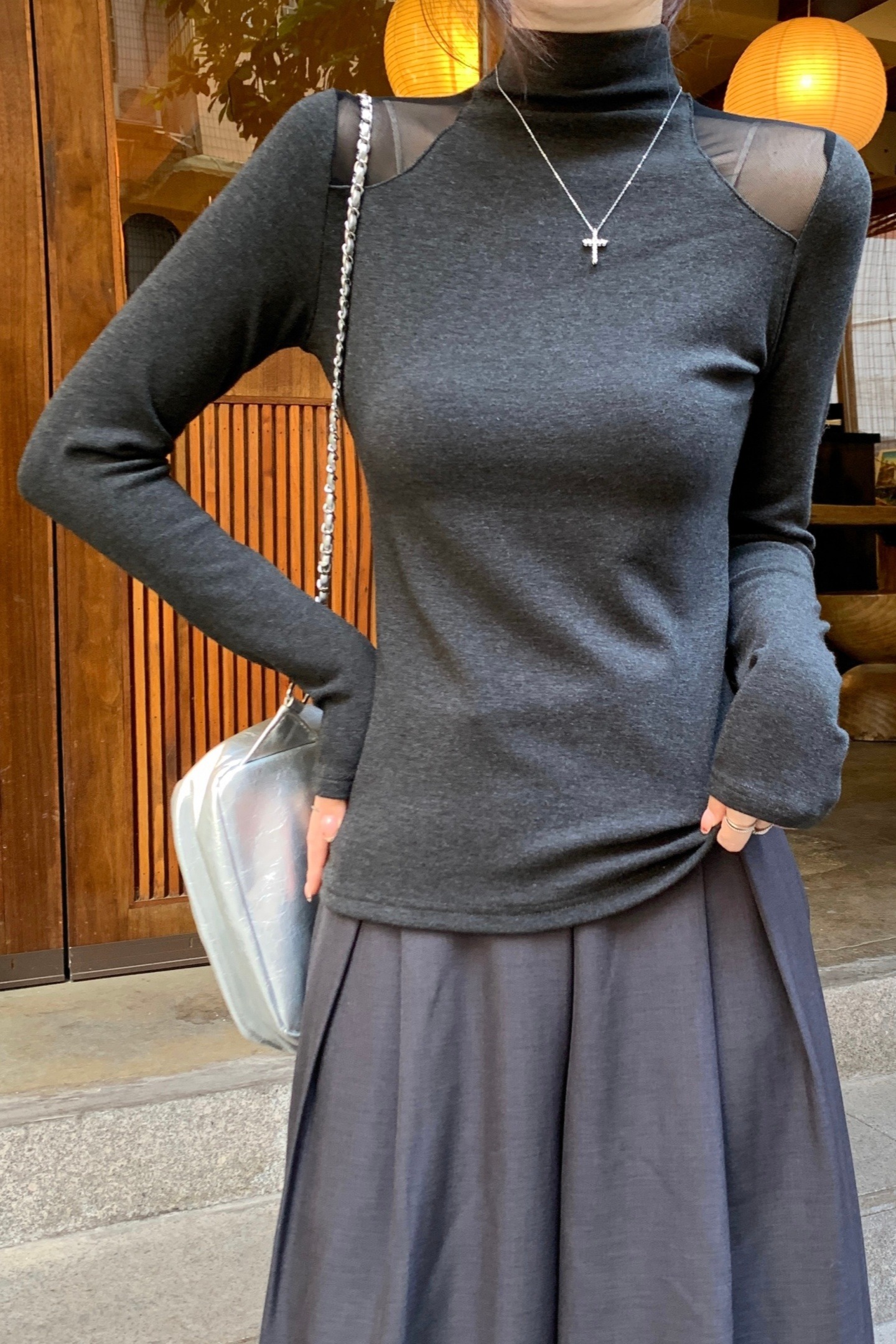 高級感網紗拼接半高領長袖t恤女冬季磨毛薄絨修身顯瘦打底衫上衣