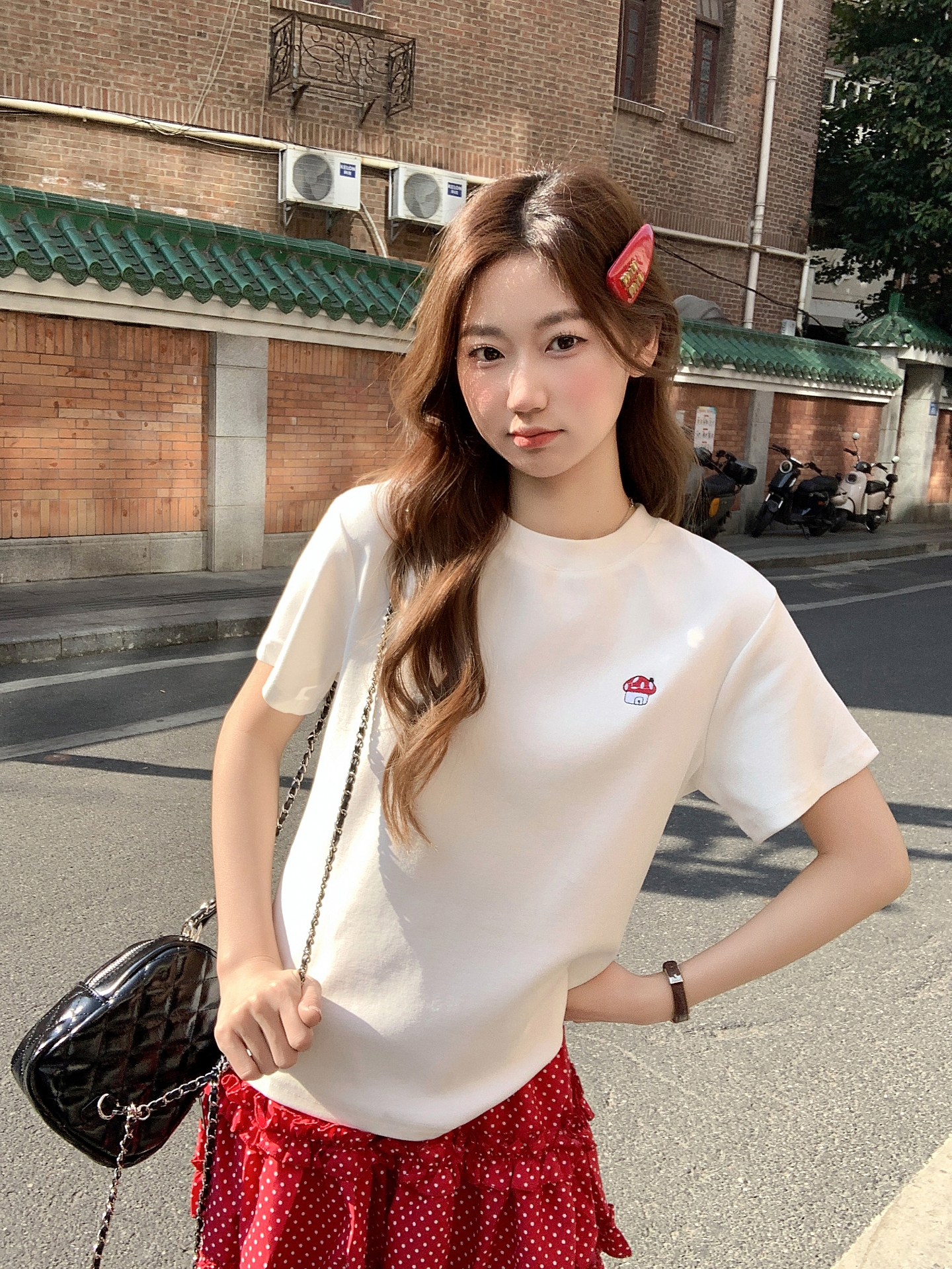 卡通刺繡圓領正肩短袖t恤女2026新款寬松顯瘦簡約百搭通勤小上衣