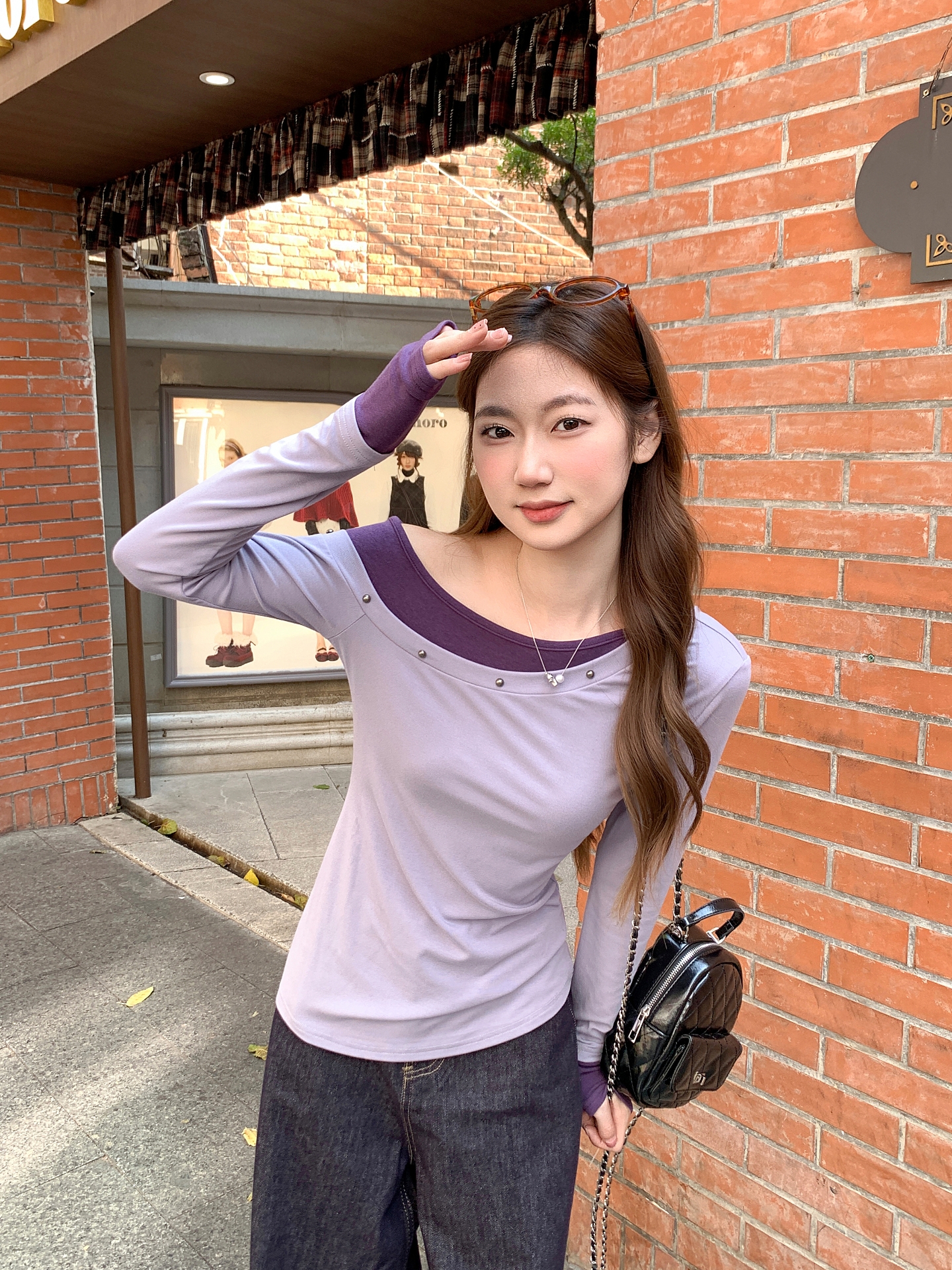 美式辣妹假兩件鉚釘斜肩長袖t恤女2026新款修身顯瘦氣質打底上衣