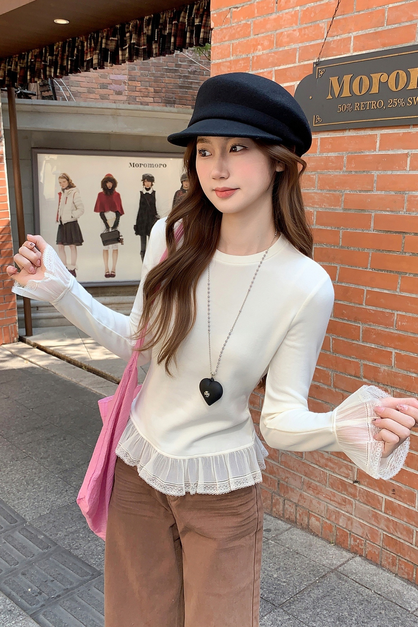 蕾絲花邊拼接長袖t恤女2026早春新款修身顯瘦疊穿百搭打底衫上衣