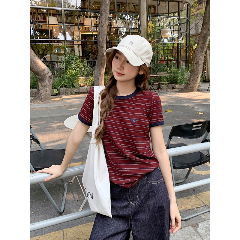 復古條紋撞色卡通刺繡短袖t恤女2026早春新款圓領寬松百搭小上衣