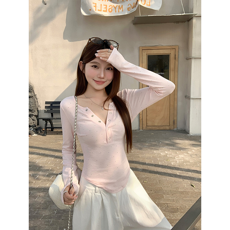 美式復古V領長袖t恤女2026春季新款燙鉆修身顯瘦內搭打底外穿上衣