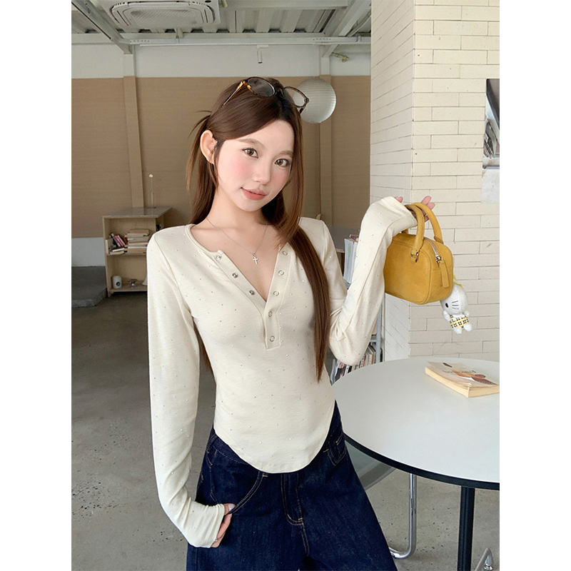 美式復古V領長袖t恤女2026春季新款燙鉆修身顯瘦內搭打底外穿上衣
