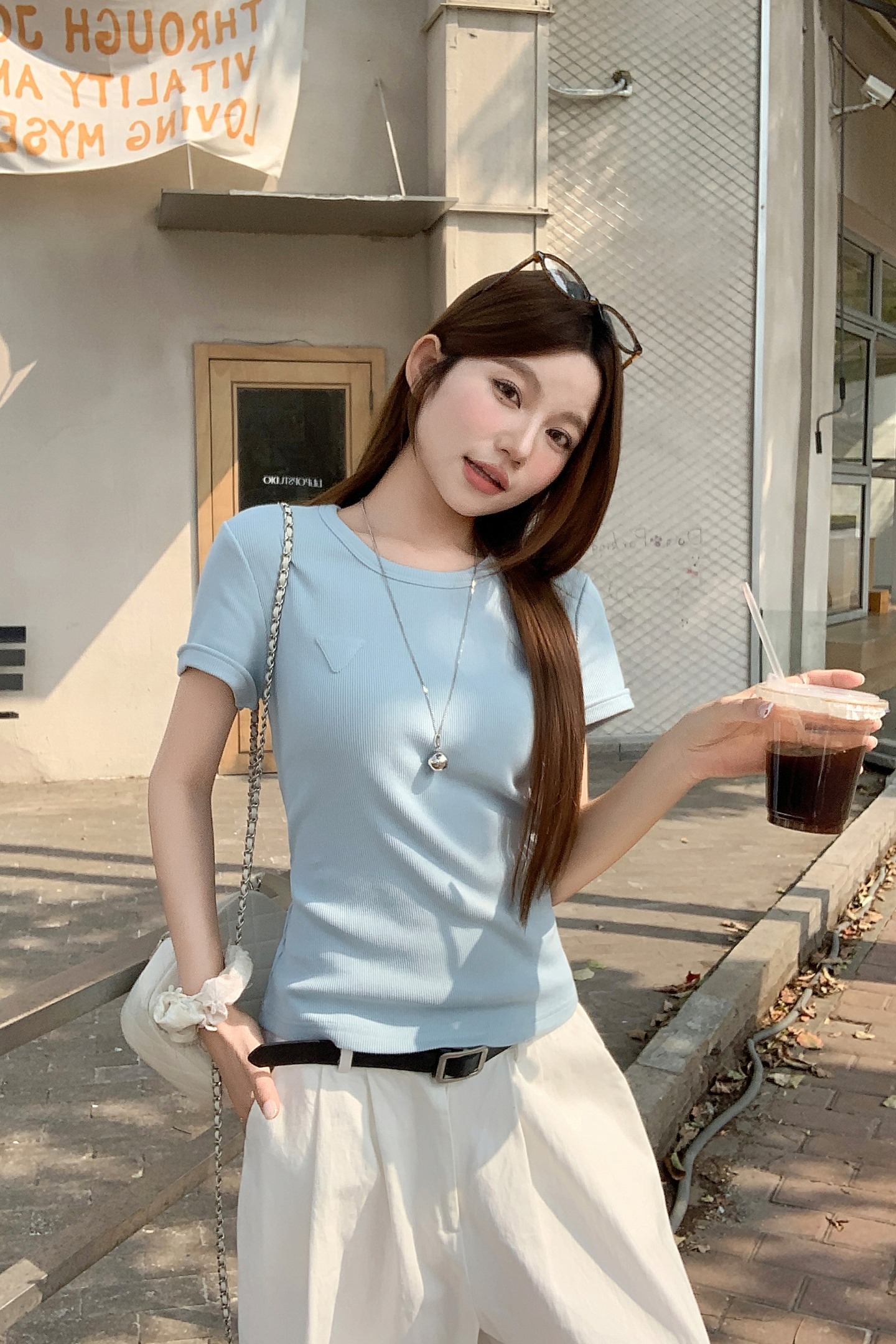 韓系圓領短袖t恤女2026夏季新款三角標修身顯瘦百搭通勤打底上衣