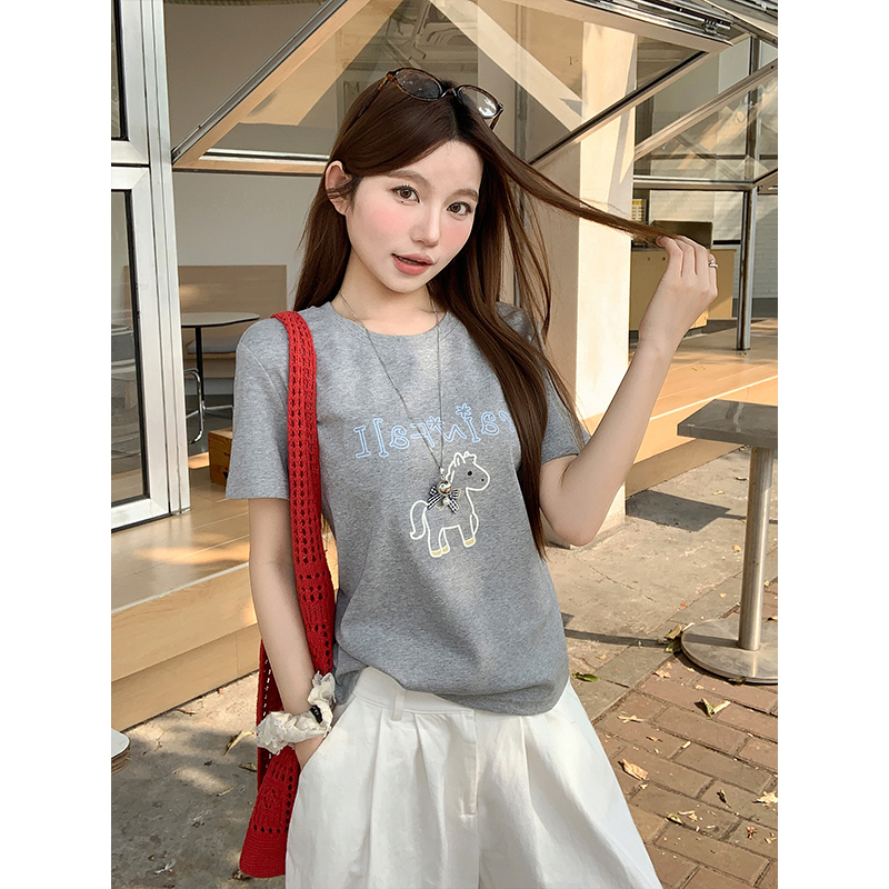 小馬刺繡圓領短袖t恤衫女2026夏季新款韓系簡約百搭寬松遮肉上衣