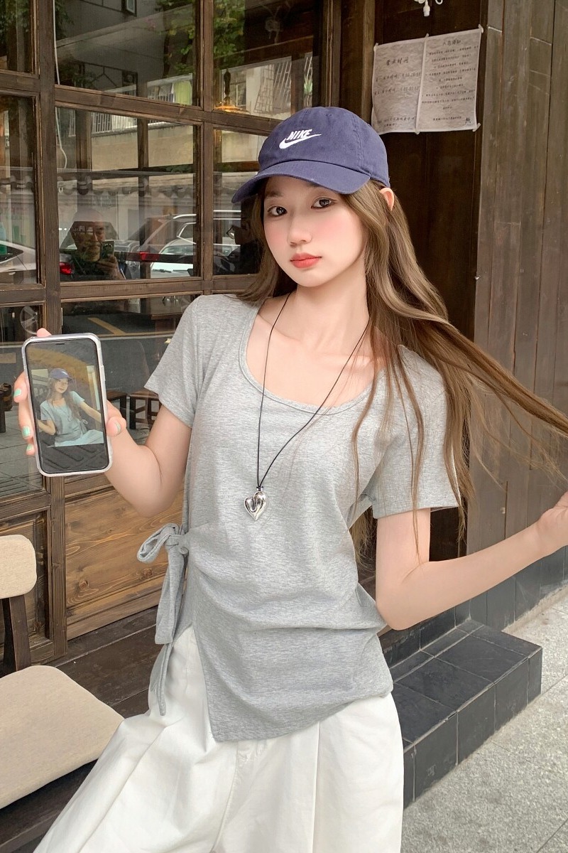 法式氣質方領短袖t恤女2026夏季新款修身顯瘦不規則開叉收腰上衣
