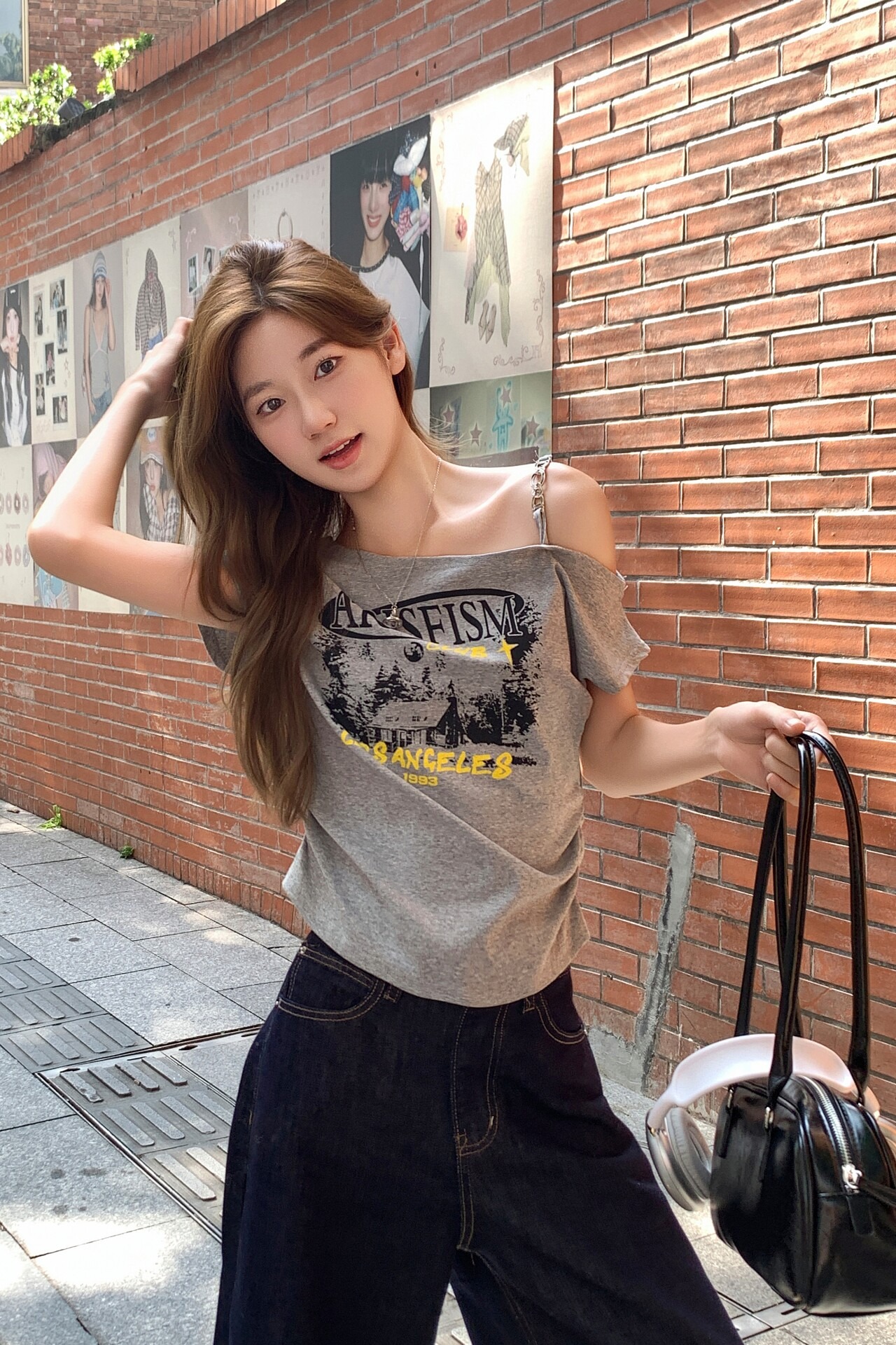 美式印花斜肩短袖t恤女2026新款高級設計感露肩夏日絕美獨特上衣
