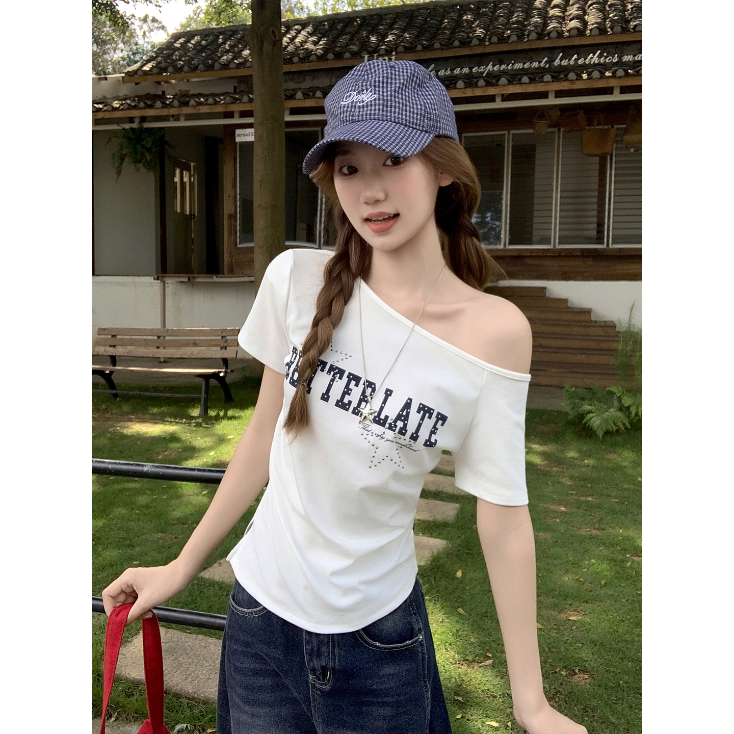 美式甜酷風燙鉆短袖t恤女夏新款斜肩設計感字母印花收腰顯瘦上衣