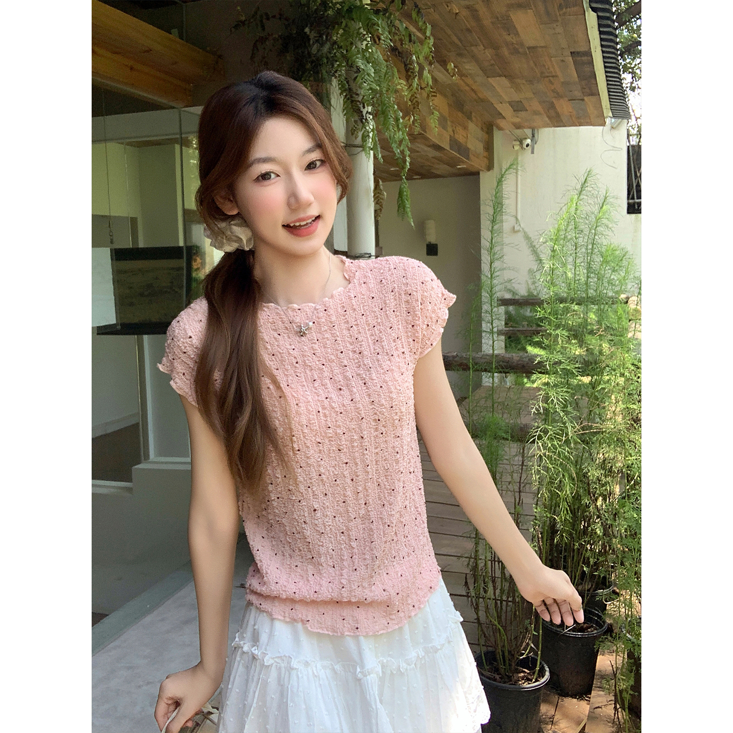 法式波點肌理感短袖t恤女性夏季新款韓系木耳邊收口簡約通勤上衣