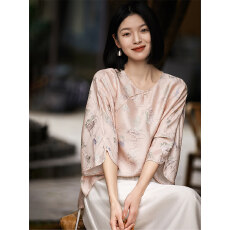 批发国风提花缎面圆领改良粉色温柔系宽松七分袖衬衫上衣