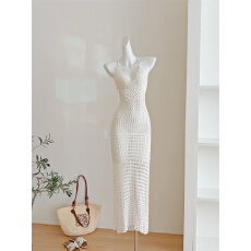 批发实拍 性感气质镂空V领吊带连衣裙女夏季设计感露背度假针织<b class='q'>长裙</b>