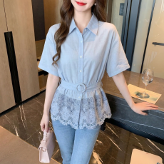 批发2026夏季新款实拍蕾丝拼接翻领<b class='q'>衬衫</b>女设计感气质收腰显瘦开衫上衣