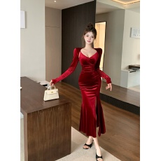 批发实拍性感开叉丝绒礼服V领鱼尾<b class='q'>连衣裙</b>百搭短款小披肩两件套