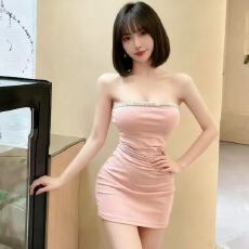 批发一字肩抹胸连衣裙女法式气质<b class='q'>性感</b>辣妹<b class='q'>礼服</b>收腰修身包臀短裙