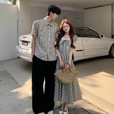 批发2026年春季新款<b class='q'>条纹</b>蕾丝边女裙男上衣情侣装，女裙73，男上衣43