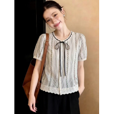 批发已出货2026夏新款圆领<b class='q'>蝴蝶结</b>镂空条纹<b class='q'>衬衫</b>女