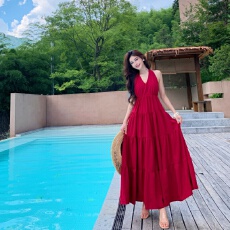 批发v领挂脖无袖吊带<b class='q'>背心连衣裙</b>子女夏季2026新爆款漂亮掐腰长裙