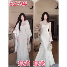 批发江浙沪千金穿搭配大衣的内搭<b class='q'>连衣裙</b>蕾丝拼接重要场合漂亮裙子25冬