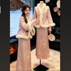 批发新中式国风套装复古温柔风超好看短款<b class='q'>外套</b>旗袍连衣裙两件套26冬季