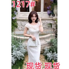 批发蕾英俊月光奏鸣曲法式温柔风一字肩<b class='q'>连衣裙</b>夏网纱竖纹显瘦长裙