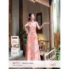 批发【5.31NEW 早十点半新品上新77折】新中式粉色弹力植绒旗袍<b class='q'>连衣裙</b>