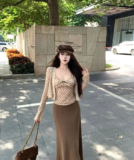 한 부서 부드러운 바람 도트 무늬 긴팔 오픈 가디건 인사이드 가져 가라. 캐미솔 이른 가을 슬림해 보이는 반신 스커트 맨위 3종 세트