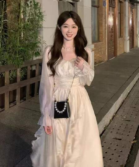 봄 새로운 긴팔 드레스 디자인 센스 허리 수축 요정 치마