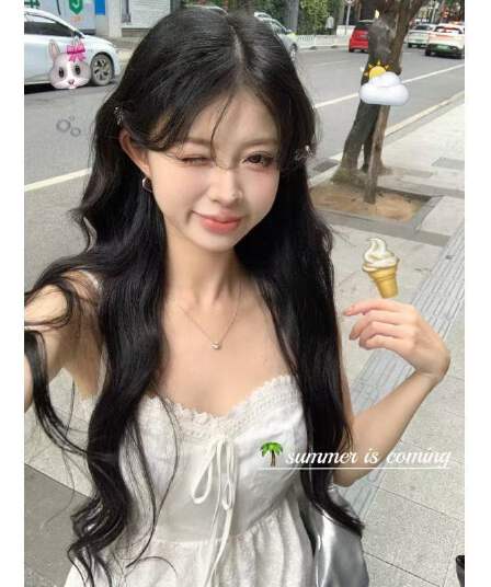 프랑스식 스트랩 오프숄더 캐미솔 봄 부드러운 바람 쇼트 스타일 몸매 가꾸기 슬림해 보이는 민소매 맨위