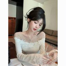 批发韩系重工网纱烫钻<b class='q'>蕾丝</b>拼接<b class='q'>打底衫</b>女绝美气质修身外穿上衣纯欲T恤