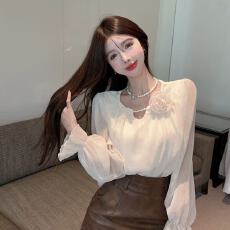 批发春秋新款宫廷风法式减龄洋气立体花朵拼接宽松长袖小众衬衫