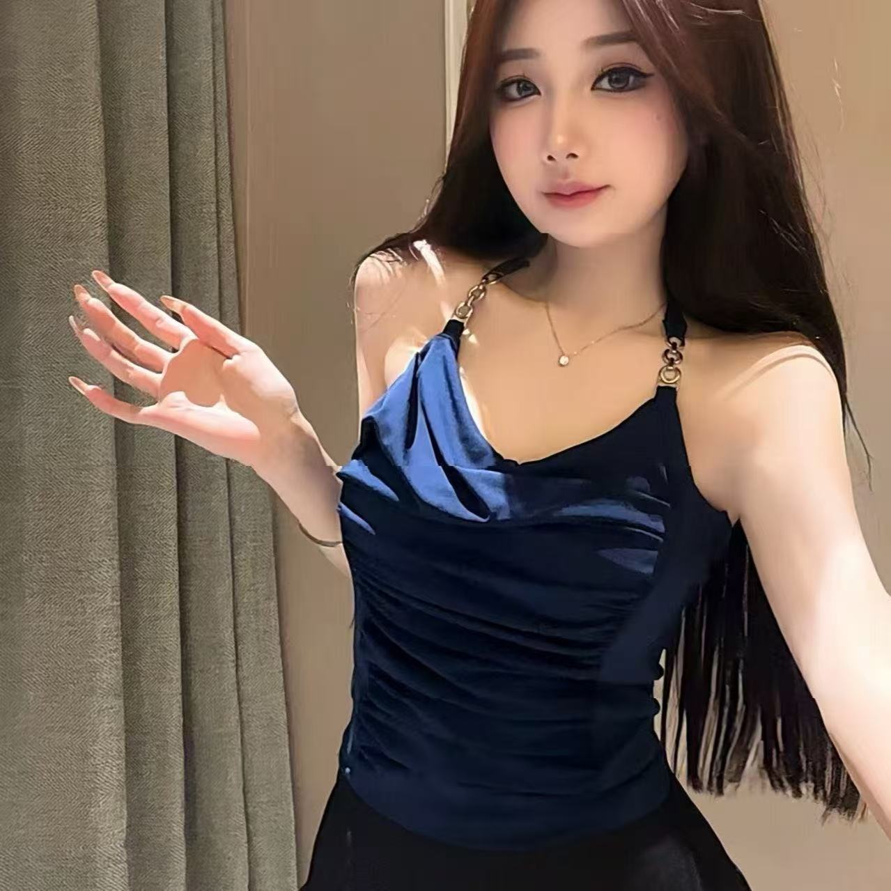 벨트 가슴 패드 디자인 체인 캐미솔 아름다움 뒤로 핫걸 슬림해 보이는 새로운 주름 순수한 욕망 맨위 트렌디