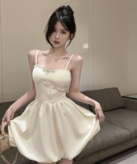 천 골드 명문 여성 핑크색 슬립 여성 드레스 여름 공주 꽃밭 허리 수축 퍼프 스커트 레이스 튜브탑 작은 치마