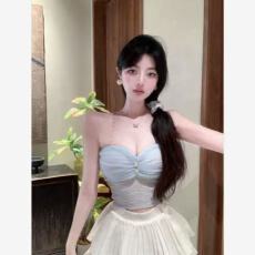 批发美式纯欲辣妹小香风褶皱短款挂脖抹胸吊带上衣