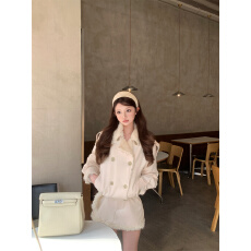 批发实拍甜美温柔风粉杏色毛毛加厚套装裙冬季减龄少女感短外套<b class='q'>两件套</b>