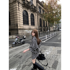 批发实拍半高领花边蕾丝加绒卫衣侧拉链<b class='q'>半身裙</b>两件套女秋冬季时尚套装