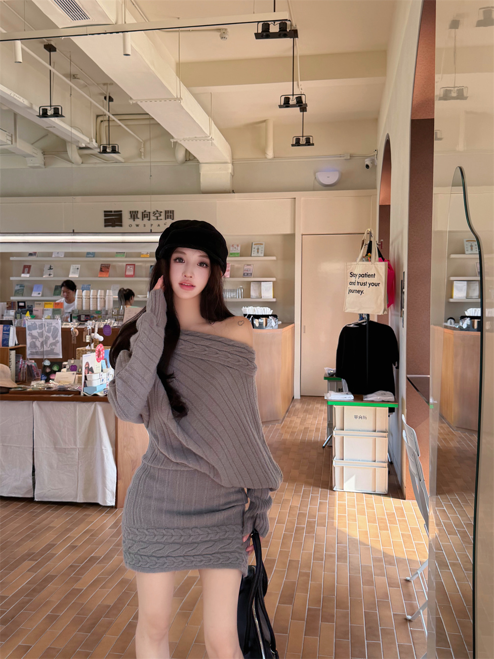 BY34084# 斜肩绞花设计...