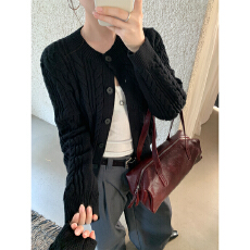 批发实拍韩系2025新款经典麻花短款开衫女秋冬百搭休闲基础款毛<b class='q'>针织</b>衫