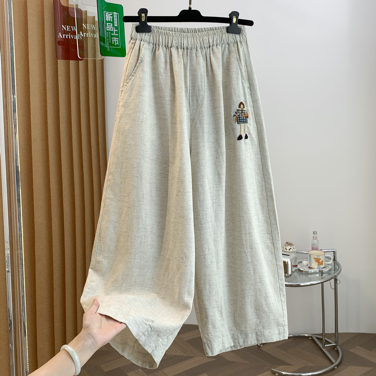 7852# 여름 문예 루즈핏 빅 사이즈 만화 자수 스트레이트 팬츠 아마 얇은 재료 캐주얼 9부 바지 여성 와이드 레그 팬츠