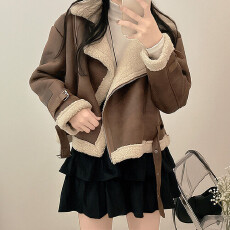 批发25秋冬 CHIC复古高级休闲<b class='q'>皮毛</b><b class='q'>一体</b>外套女减龄气质加厚机车服 8219