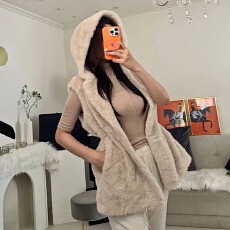 批发<b class='q'>秋</b>冬 韩国Chic仿貂毛马夹皮草外套 连帽毛毛开衫韩版马甲外套9828