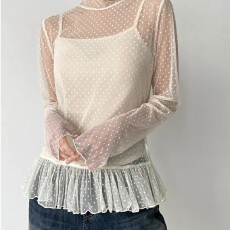批发26春夏 波点蕾丝<b class='q'>打底衫</b>半<b class='q'>高领</b>叠穿荷叶边下摆透视网纱上衣 9956