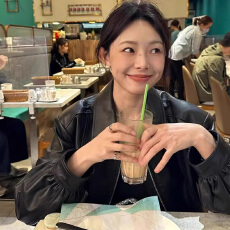 批发26早<b class='q'>春</b> 黑色短款减龄皮衣外套女夹克高级感独特超好看小个子 9991