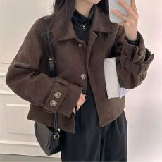 批发26秋冬 韩国chic减龄夹克复古小众设计感娃娃领短款呢子<b class='q'>外套</b> 1576