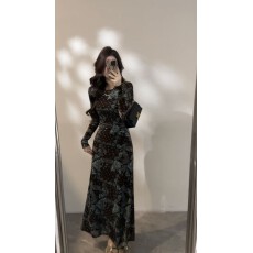 批发秋冬新款圆领短裙加绒长袖印花时尚法式修身<b class='q'>连衣裙</b>