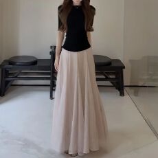批发韩系百搭显瘦纯色上衣半身裙2026夏季新款时尚中长款大摆<b class='q'>裙子</b>套装