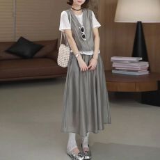 慵懒风气质套装女2026春夏假两件衬衫设计垂感半身裙宽松显瘦穿搭