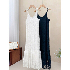 批发法式蕾丝薄纱吊带连衣裙子女夏季2026爆款高级感气质绝美度假<b class='q'>长裙</b>