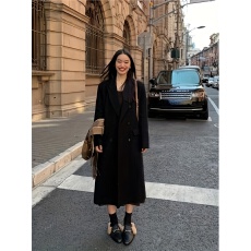 批发赫本风经典黑色正肩<b class='q'>双排扣</b>毛呢大衣加棉加厚