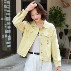 批发彩色牛仔外套黄色POLO领宽松<b class='q'>甜美</b>别致百搭短外套2025年秋装新款