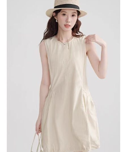 민소매 조끼 워크웨어 여성 드레스 여름 새로운 디자인 센스 캐주얼 작은 키 느슨함 센스 꽃밭 치마